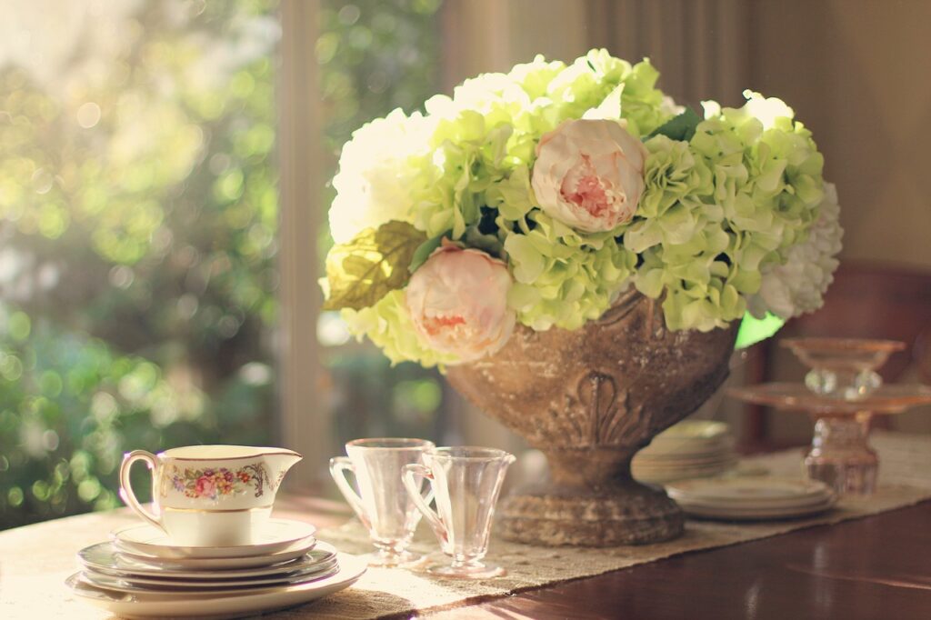 table setting, vintage dishes, vintage china