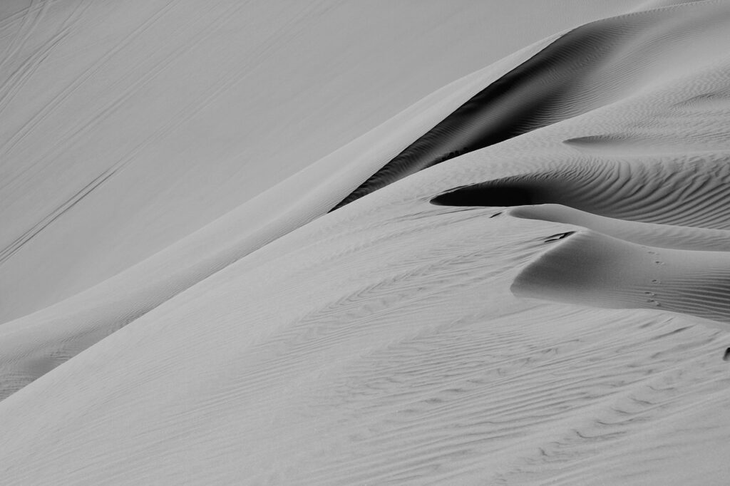 desert, sand dunes, dunes-6938315.jpg